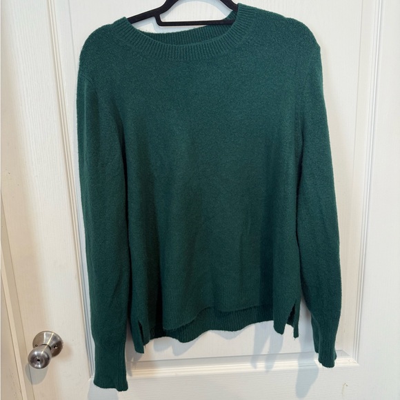 J. Crew Sweaters - J. Crew green Crew Neck wool blend Sweater